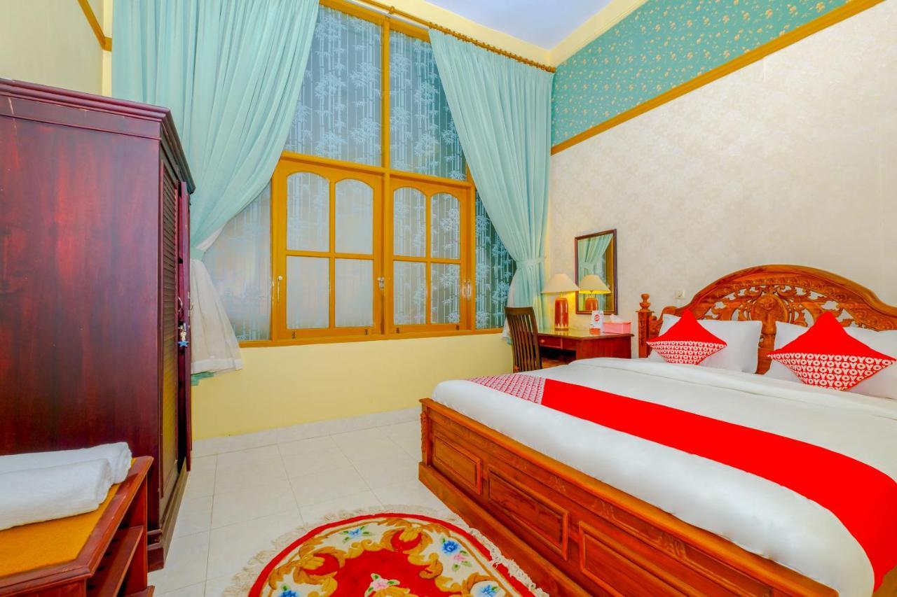 Oyo 3088 Green Valley House Сенггиги Экстерьер фото